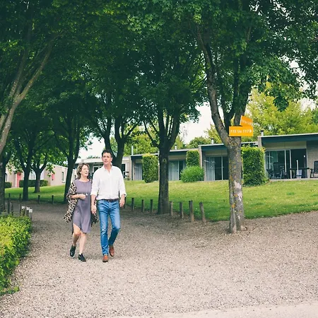 With Sauna And Bubble Bath, On A Park, 4 Km Valkenburg * Walem