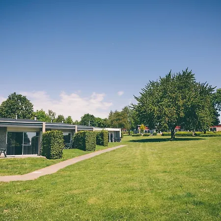 With Sauna And Bubble Bath, On A Park, 4 Km Valkenburg Holiday home *